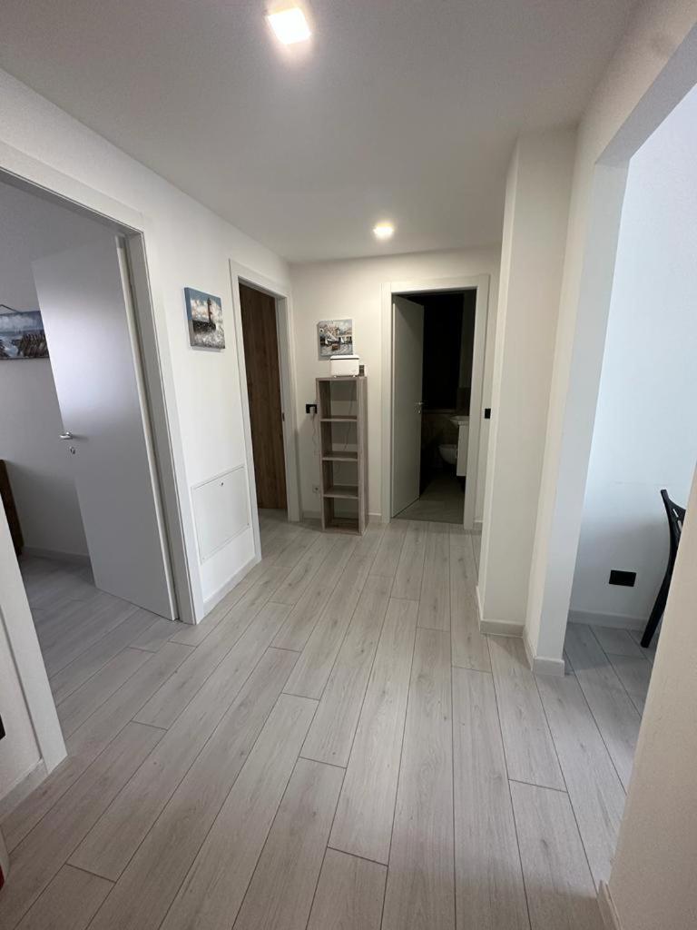 Cavour Apartment Center Bardolino Luaran gambar